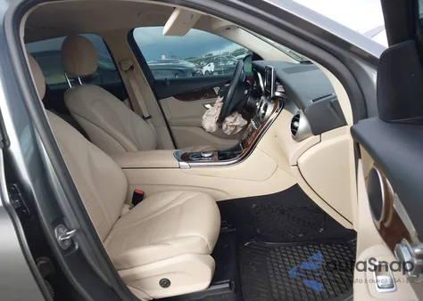 2017 Mercedes-Benz Glc 300 из США, поврежденный, VIN WDC0G4JB0HF146064